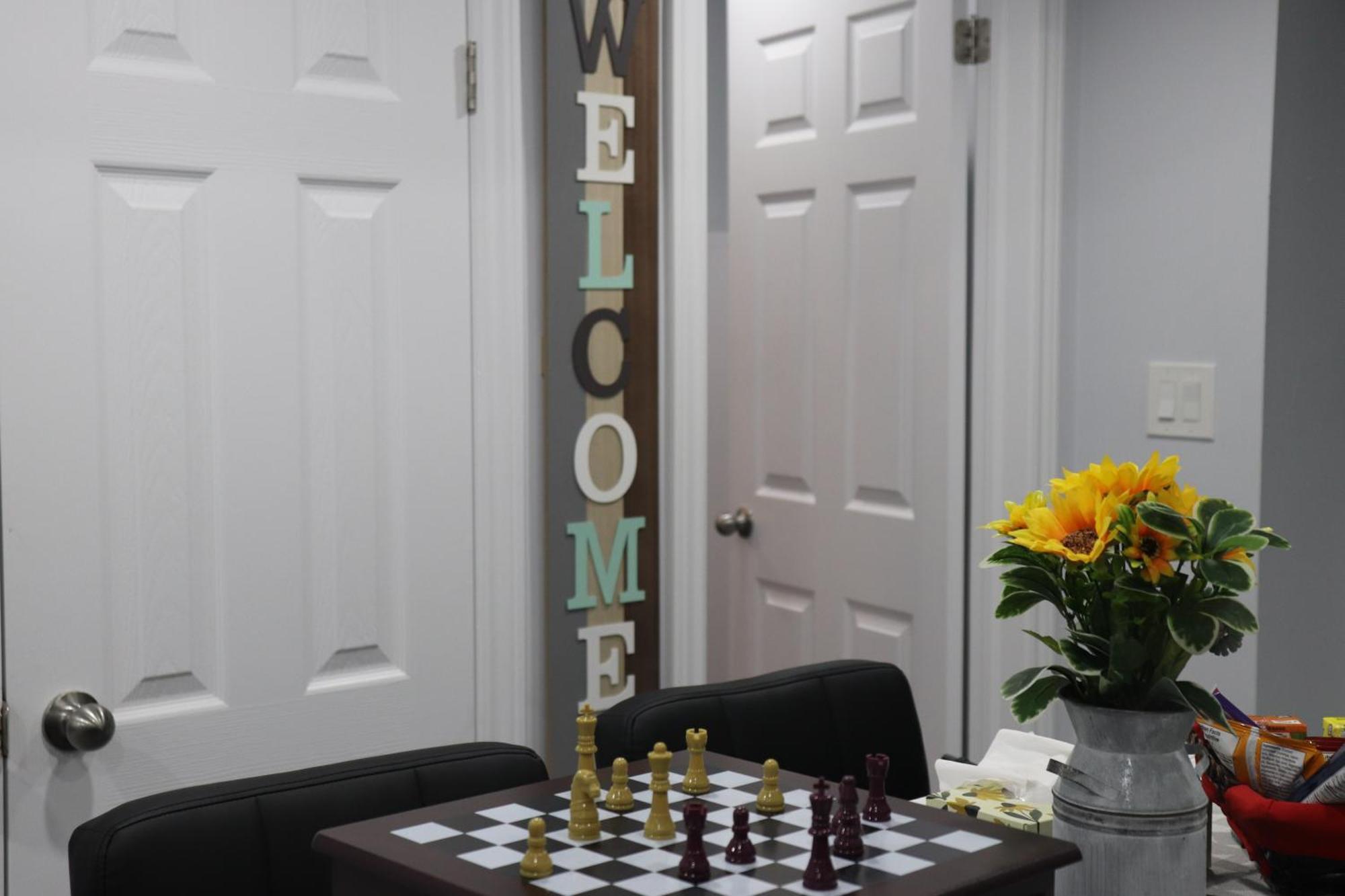 Garden 2 Bedroom Apt - Free Parking Wifi Laundry Workstation Brampton Exterior photo